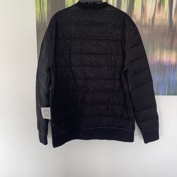 Moncler Goose Down Puffer In size large - Picture 7 of 10